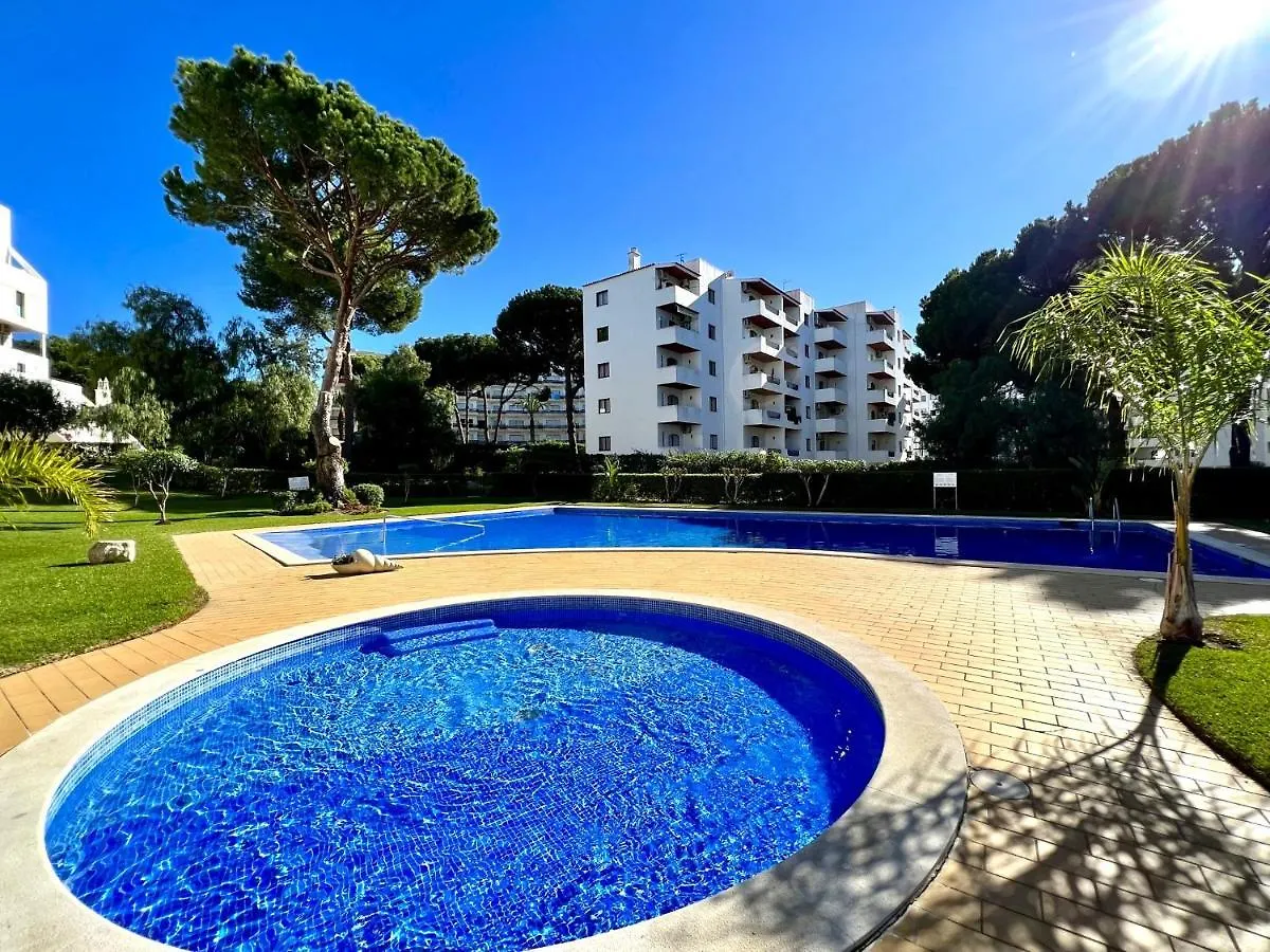 Apartment Vilamoura - Spacious With Swimming Pool & View