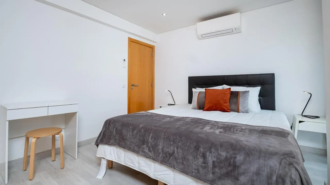 Vilamoura - Spacious With Swimming Pool & View Apartment