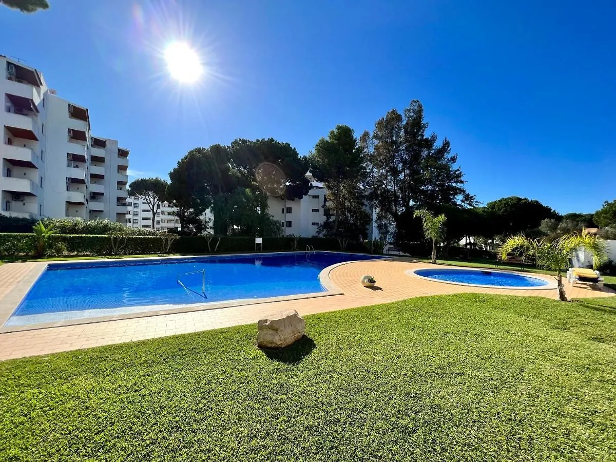 Vilamoura - Spacious With Swimming Pool & View Apartment